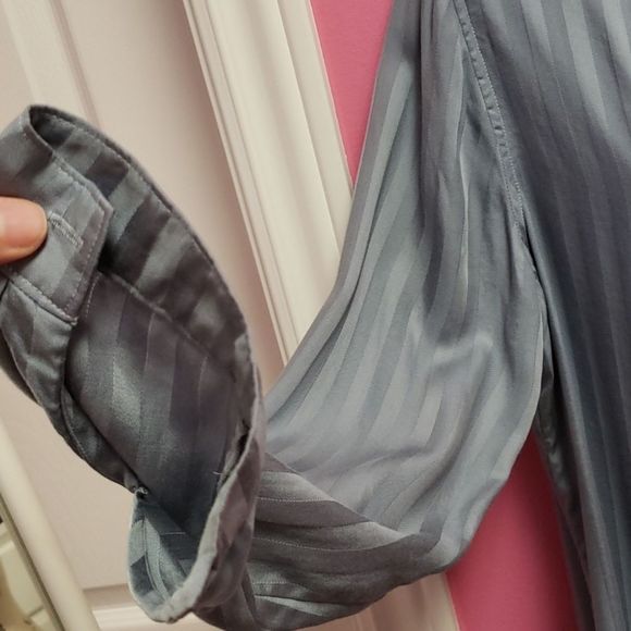 NWOT 💕💕Anthropologie Blue Shirt Blouse Top - Picture 6 of 12